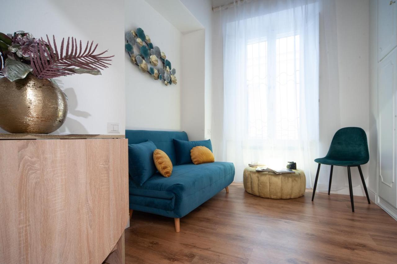 Pantheon Chic Apartment Рим Екстериор снимка